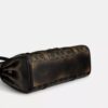 Bridget skulderveske med klaff i Loved Signature Canvas med anheng