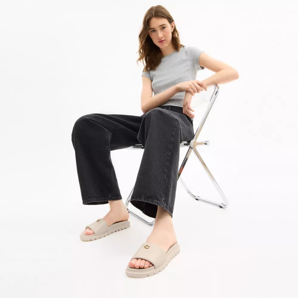 Brynn Slide-sandal