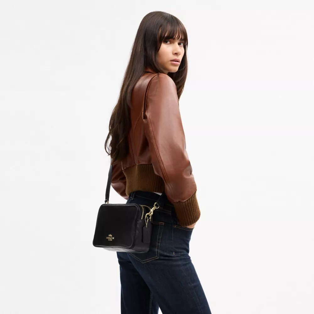 Carey-crossbody-veske