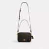Carey-crossbody-veske i «Loved»-Signature Canvas med anheng