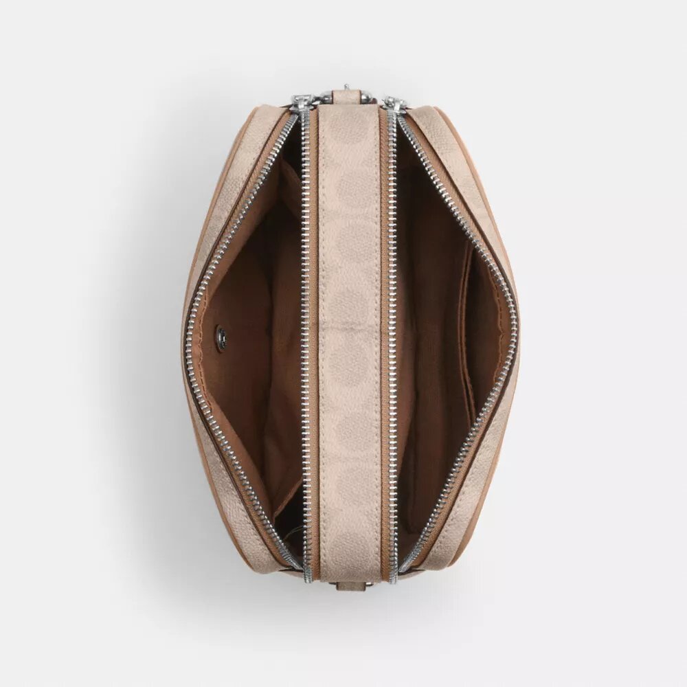 Carey-crossbody-veske i Signature Canvas