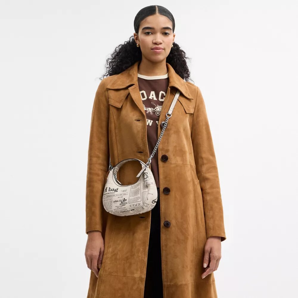 Carmen Mini-crossbody-veske med avisprint