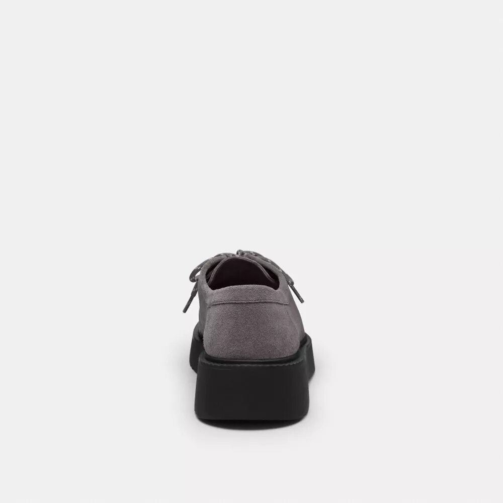 Chukka-boots i signatur-semsket skinn