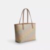 City-tote-veske i Rainbow Signature Canvas