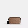 Colton Crossbody Bag 19 i Signature Canvas