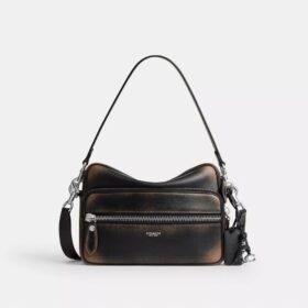 Dakota-crossbody-veske i «Loved Leather»