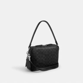 Dakota-crossbody-veske i Signature Canvas