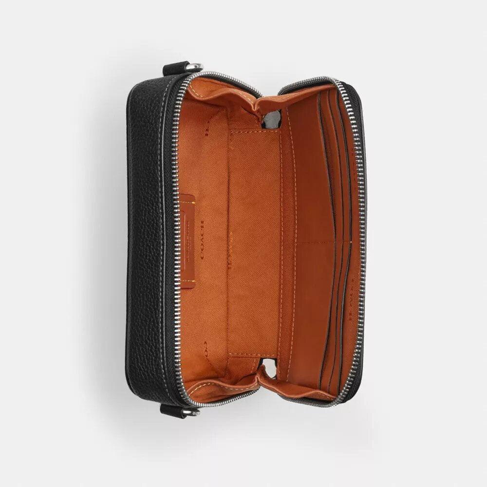 Disney X Coach Charter Slim Crossbody-veske med Mikke Mus