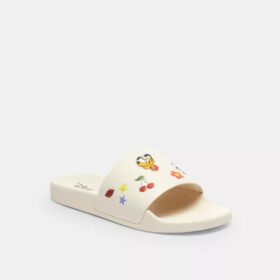Disney X Coach Udele Sportslides med klistremerketrykk