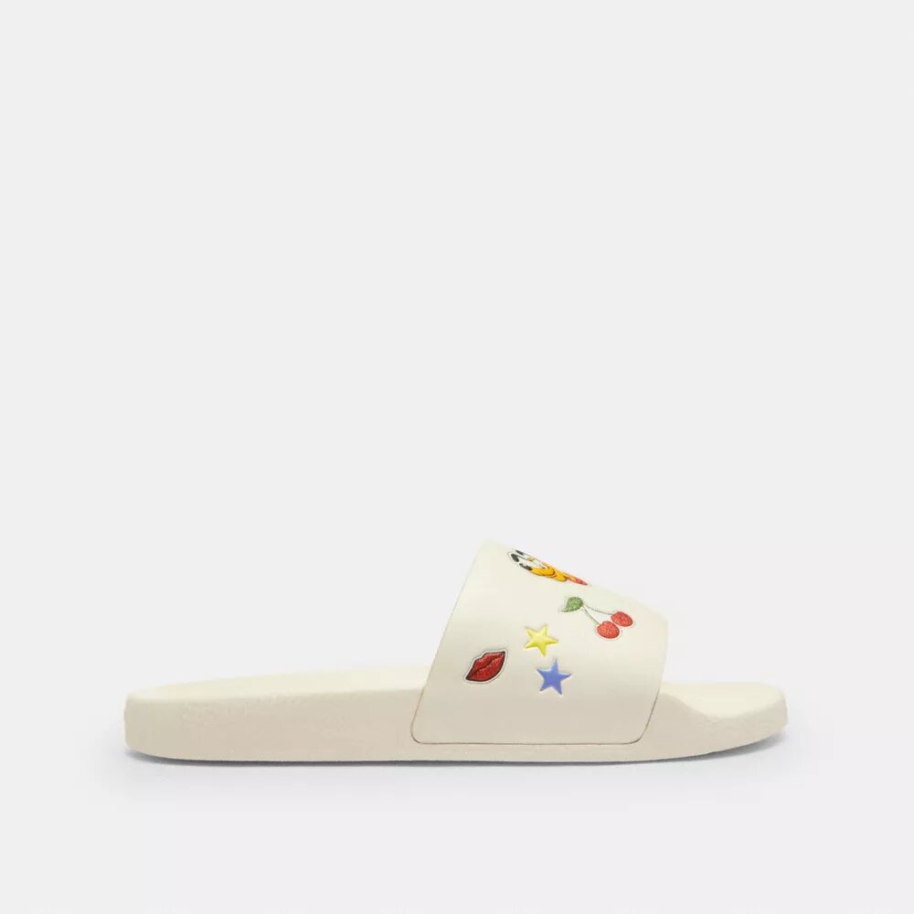 Disney X Coach Udele Sportslides med klistremerketrykk