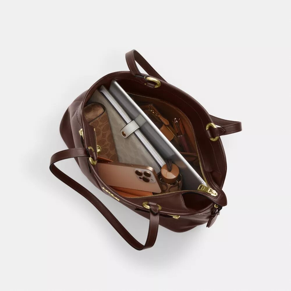 Easton-tote-vesker