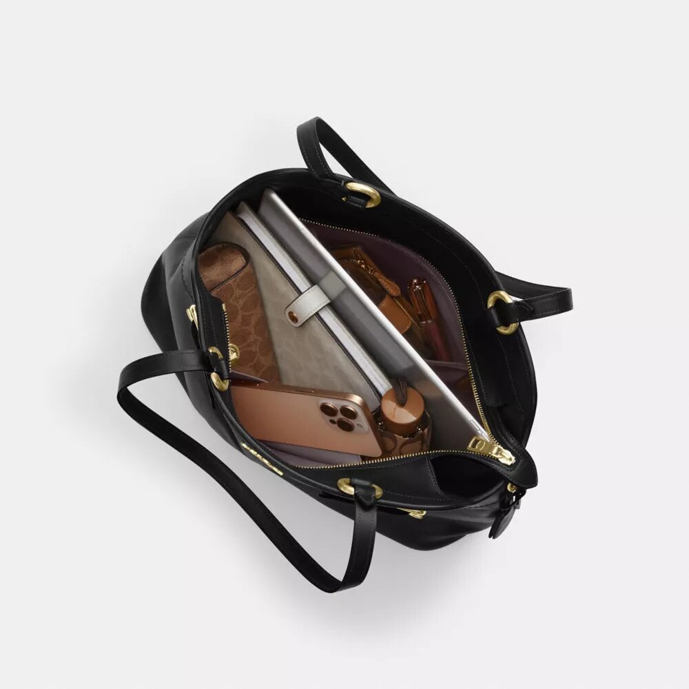 Easton-tote-vesker
