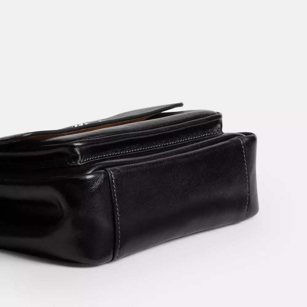 Elodie Crossbody-veske 18