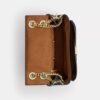 Elodie crossbody-veske 18 i Signature Canvas