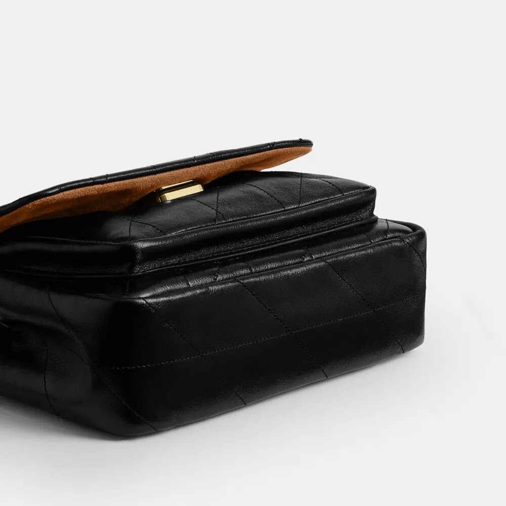 Elodie Crossbody-veske 18 med vattering