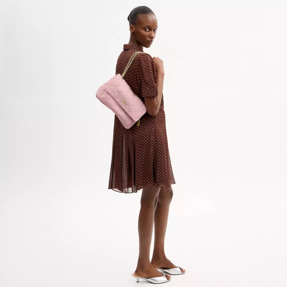 Elodie-crossbody-veske i «Loved Denim» med vattering