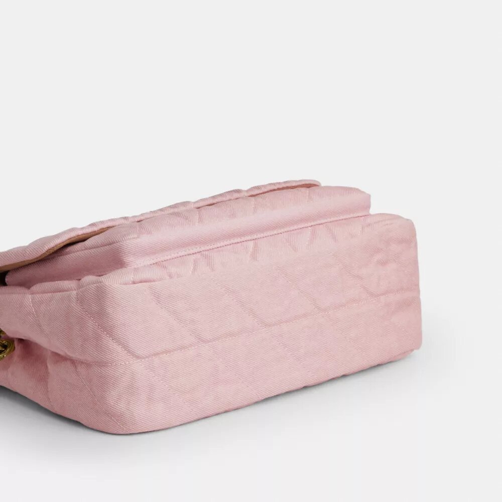 Elodie-crossbody-veske i «Loved Denim» med vattering