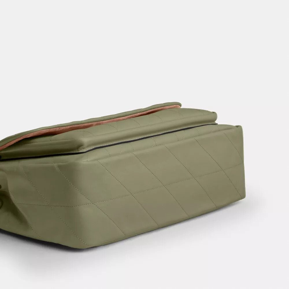 Elodie-crossbody-veske med vattering