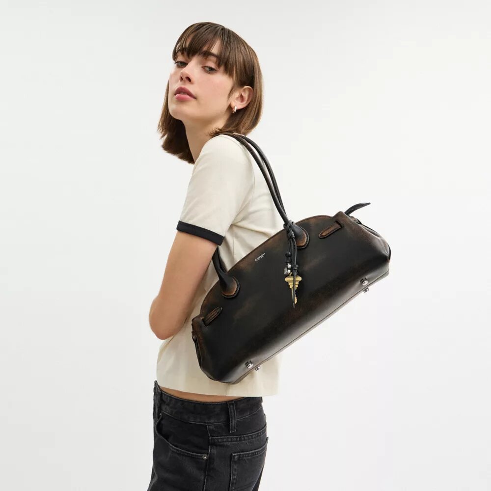 Empire Carryall-vesker 34 i «Loved Leather»