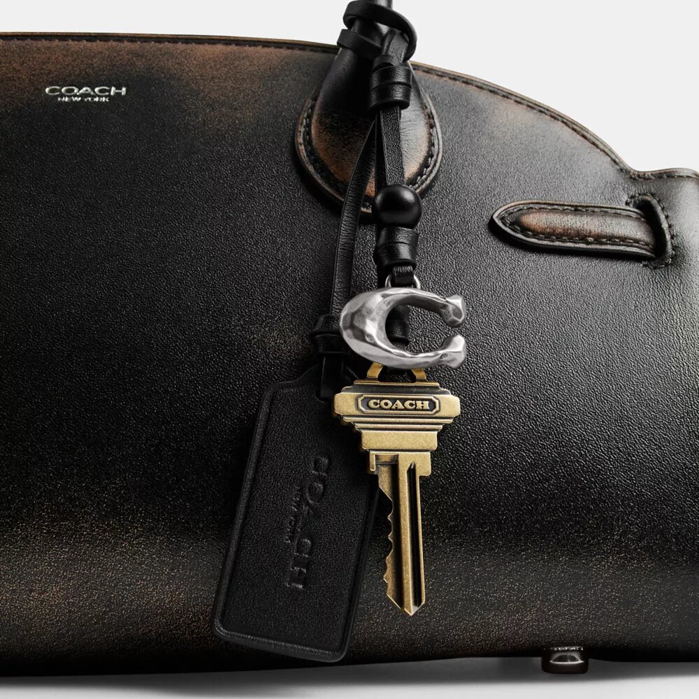 Empire Carryall-vesker 34 i «Loved Leather»