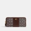 Essential Slim Accordion Zip Lommebok i vår signatur-jacquard