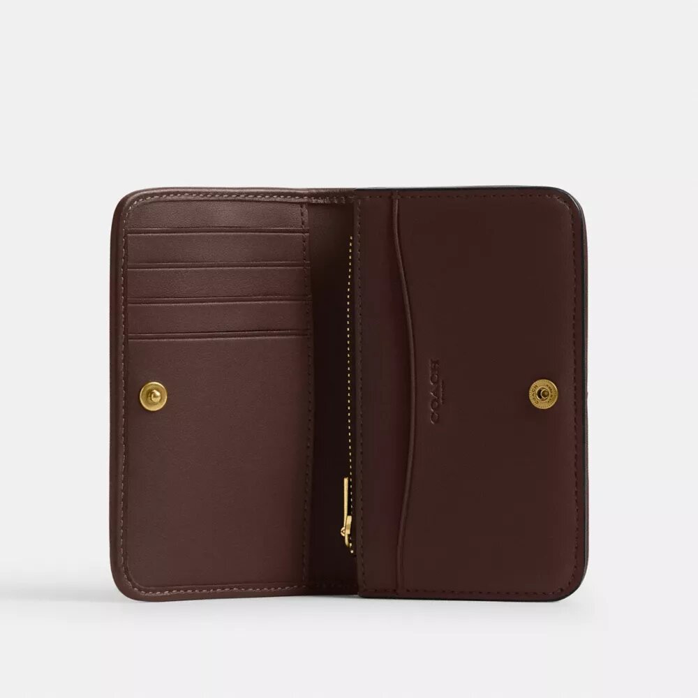 Essential Slim-kortetui i signatur-jacquard