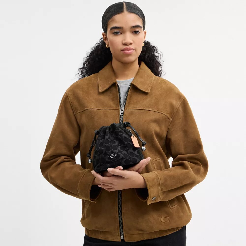 Faye Miniveske med snøring i signaturdenim