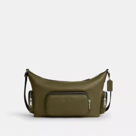 Finn-crossbody-veske med lommer