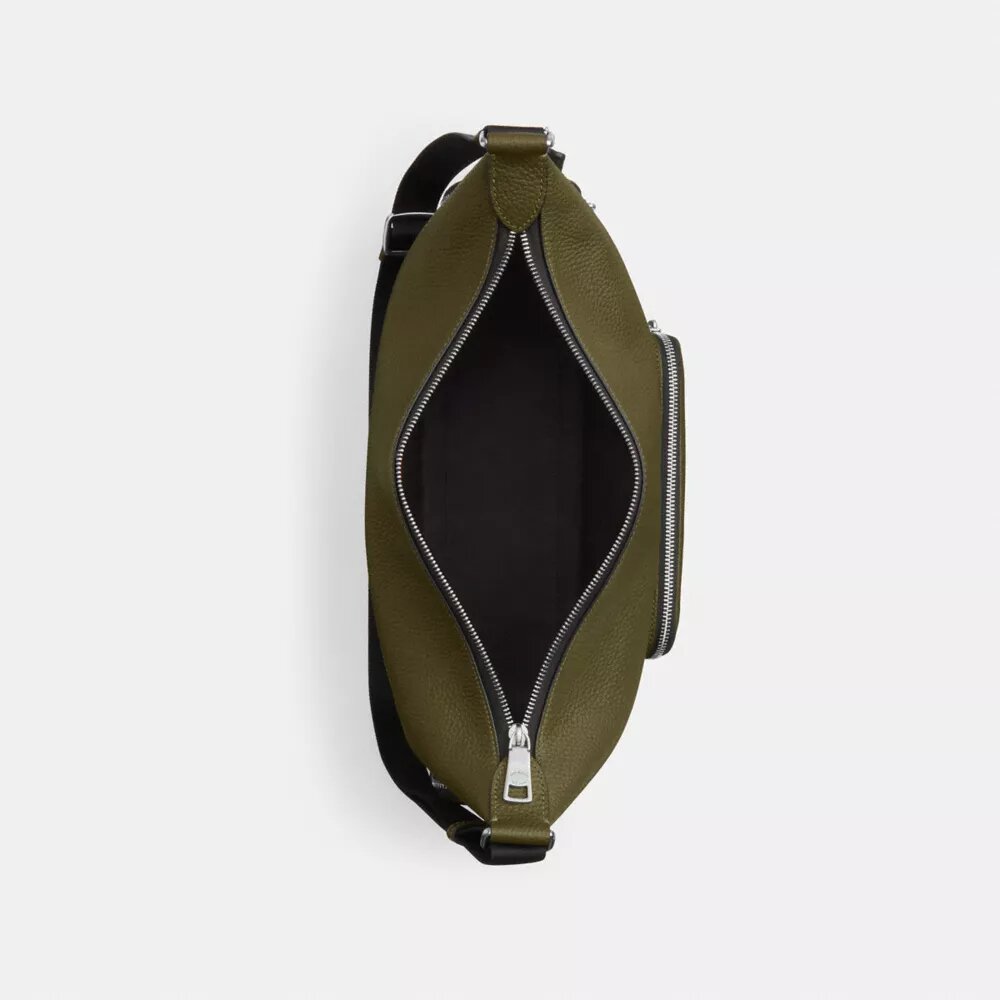 Finn-crossbody-veske med lommer