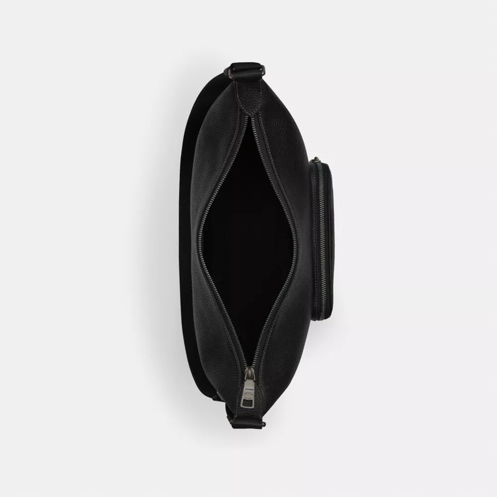 Finn-crossbody-veske med lommer