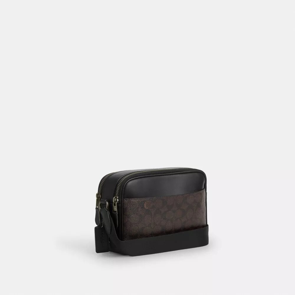 Graham-crossbody-veske i Signature Canvas med «Varsity Stripe»-mønster