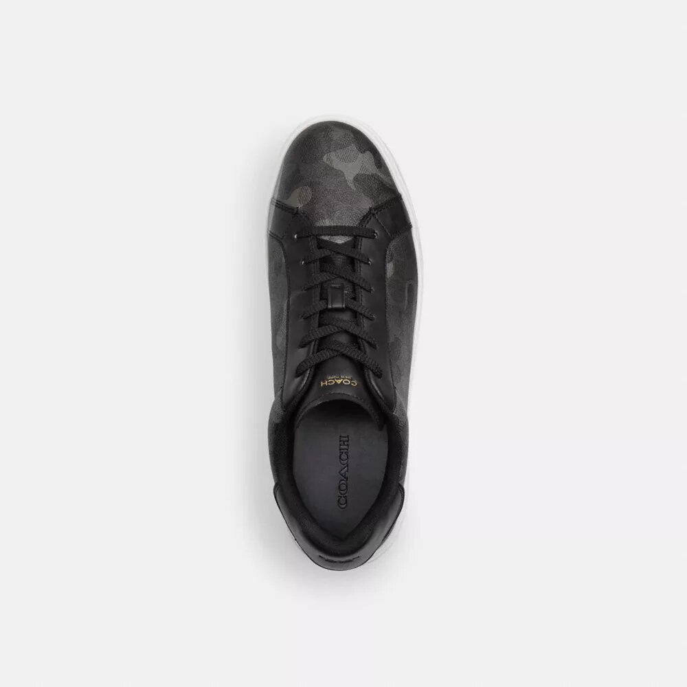 Høye sneakers i vårt karakteristiske camo-mønster