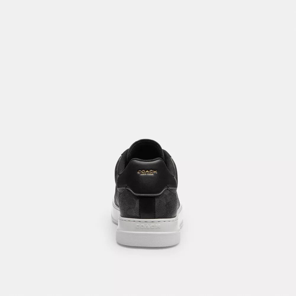 Høye sneakers i vårt karakteristiske camo-mønster