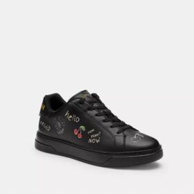 Høye sneakers med skisse-trykk