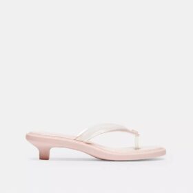 Jelly-sandaler i signaturdesign