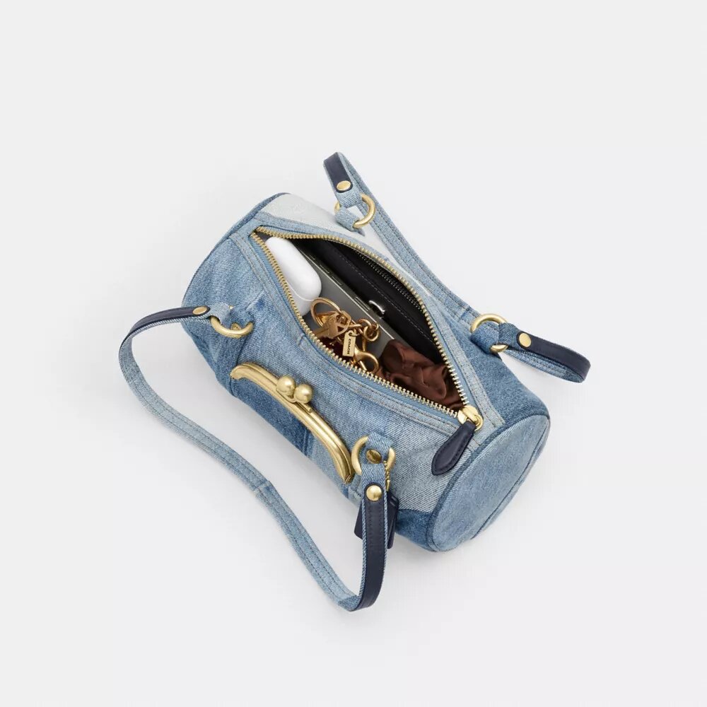 Kisslock Barrel Bag 28 i gjenbrukt denim