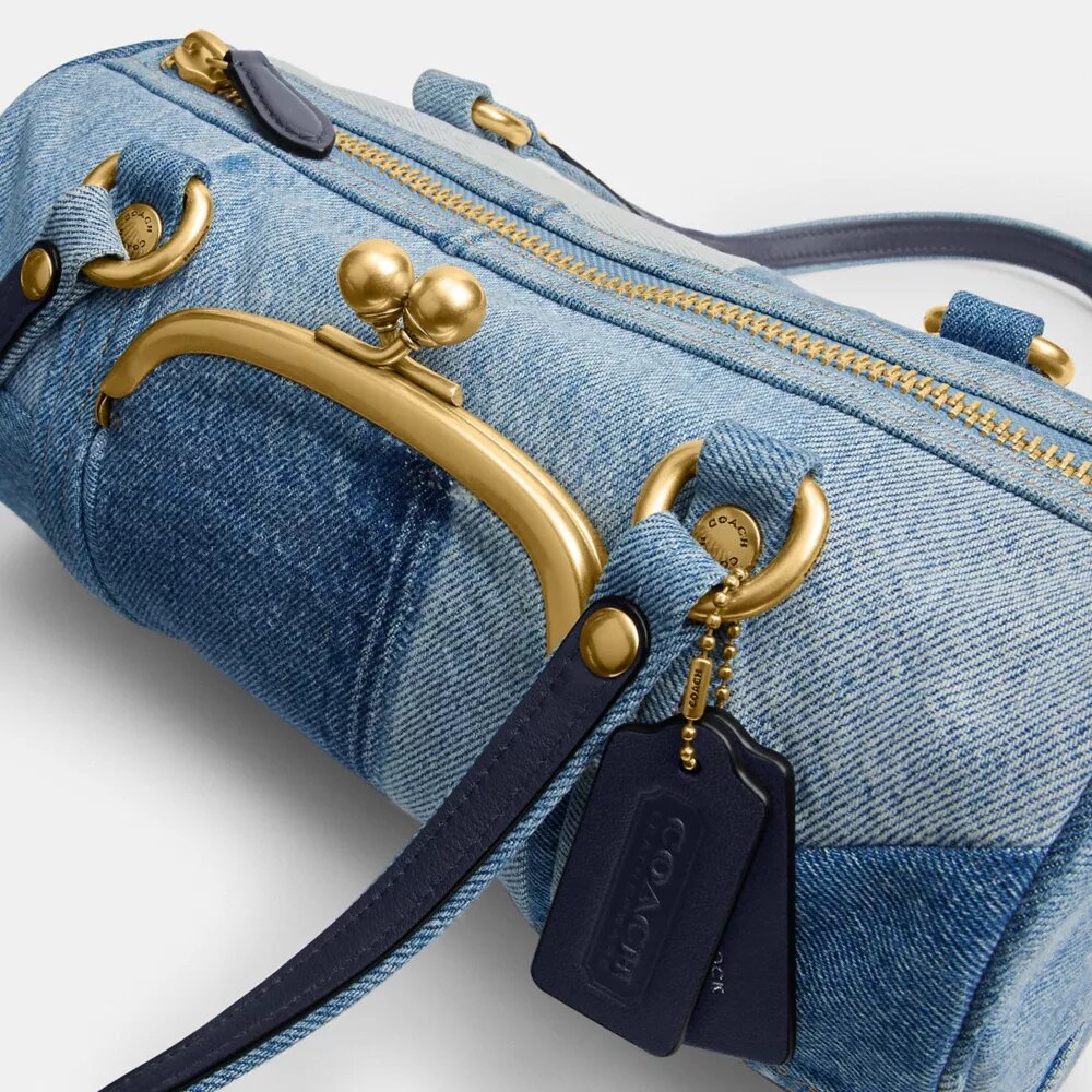 Kisslock Barrel Bag 28 i gjenbrukt denim