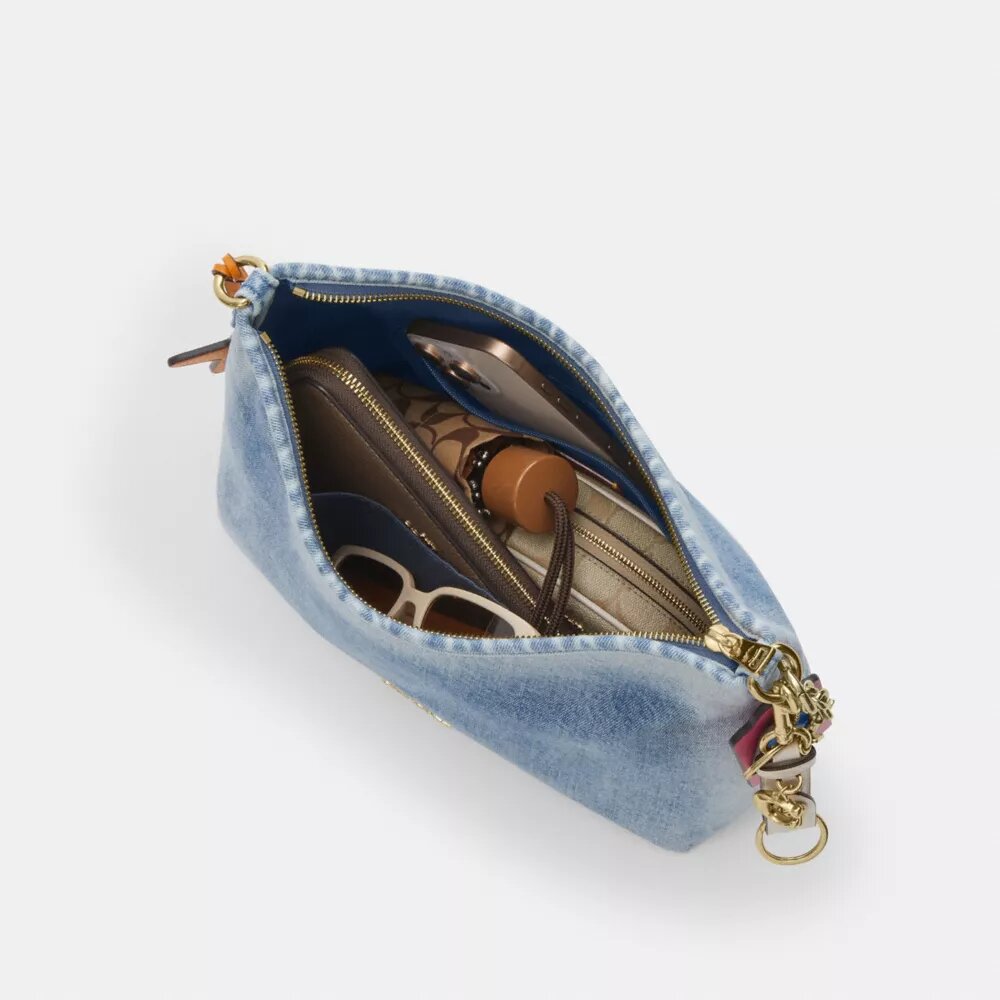 Laurel skulderveske i «Loved Denim» med anheng
