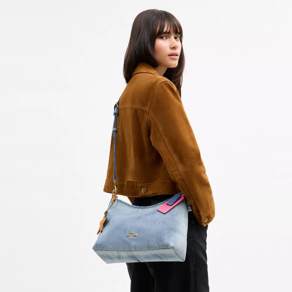 Laurel skulderveske i «Loved Denim» med anheng