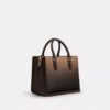 Maggie liten tote-vesker i Ombre Signature Canvas