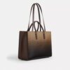Maggie-tote-veske i Ombre Signature Canvas