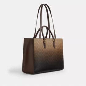 Maggie-tote-veske i Ombre Signature Canvas
