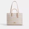 Maggie-tote-veske i Signature Canvas