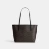 Mellomstor City-tote i Signature Canvas