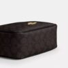 Mini Carey-crossbody-veske i Signature Canvas
