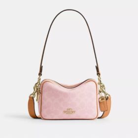 Mini Carey-crossbody-veske med kryssrem i Signature Canvas med anheng
