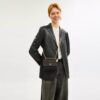 Mini Klare-crossbody-veske i Signature Canvas