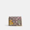 Mini-lommebok på kjede i signatur-jacquard med blomsterbroderi