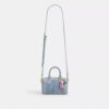 Mini Rowan-crossbody-veske i «Loved Denim» med anheng