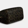 Mini Rowan-crossbody-veske med kryssrem i «Loved Signature Canvas»-kanvas med anheng